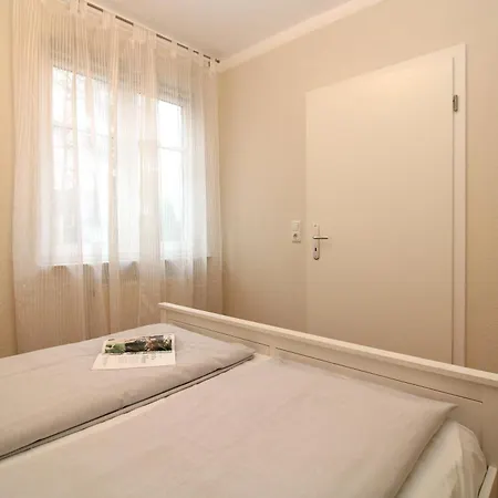 Strandschloesschen Haus Ii 6 *